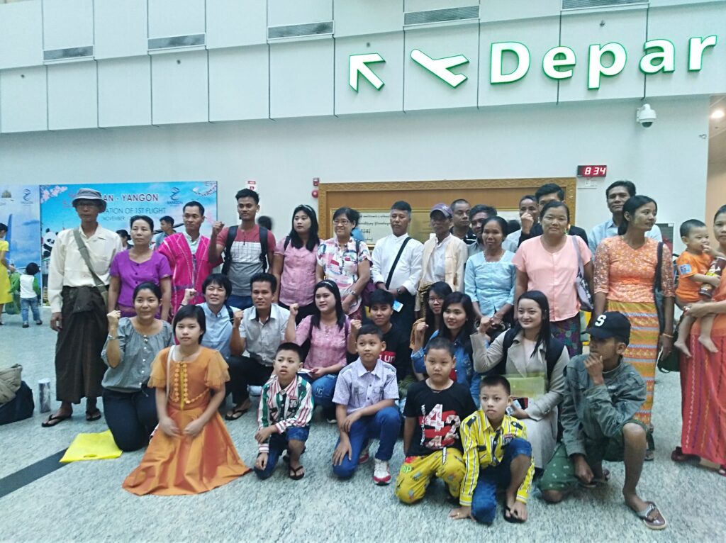 ミャンマー日本語学校JAC,ミャンマー送り出し機関,ミャンマー人技能実習生,出発写真4